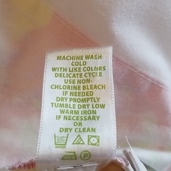 Multicolored Shorts by lily Pulitzer - Picture 5 of 7